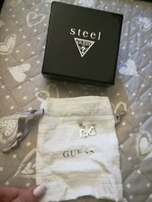 Orecchini Guess con pendente a